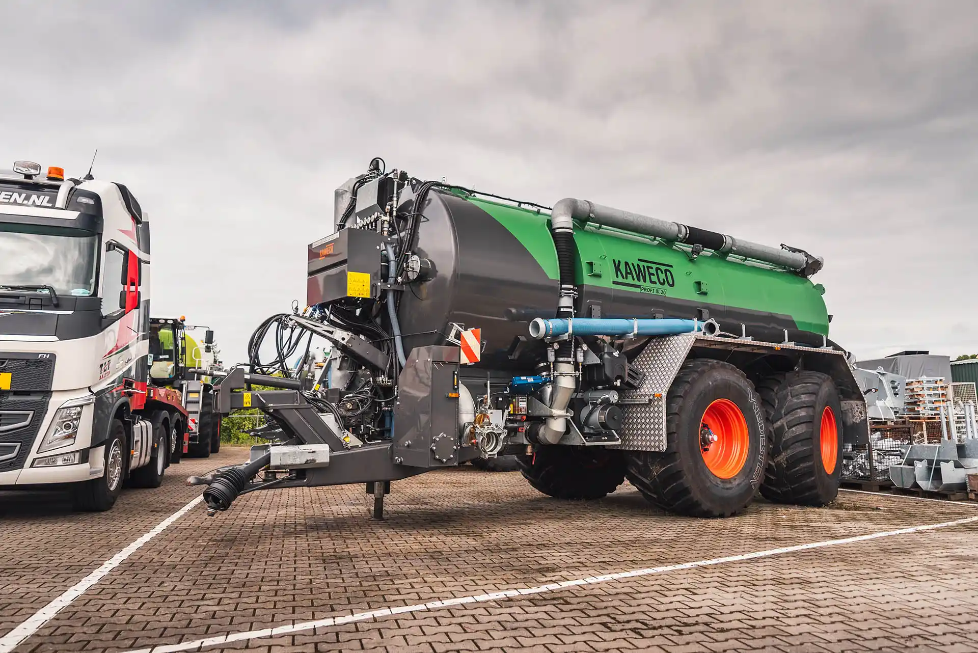 Reesink-Production-Tralert-landbouw-werktuigen (3)