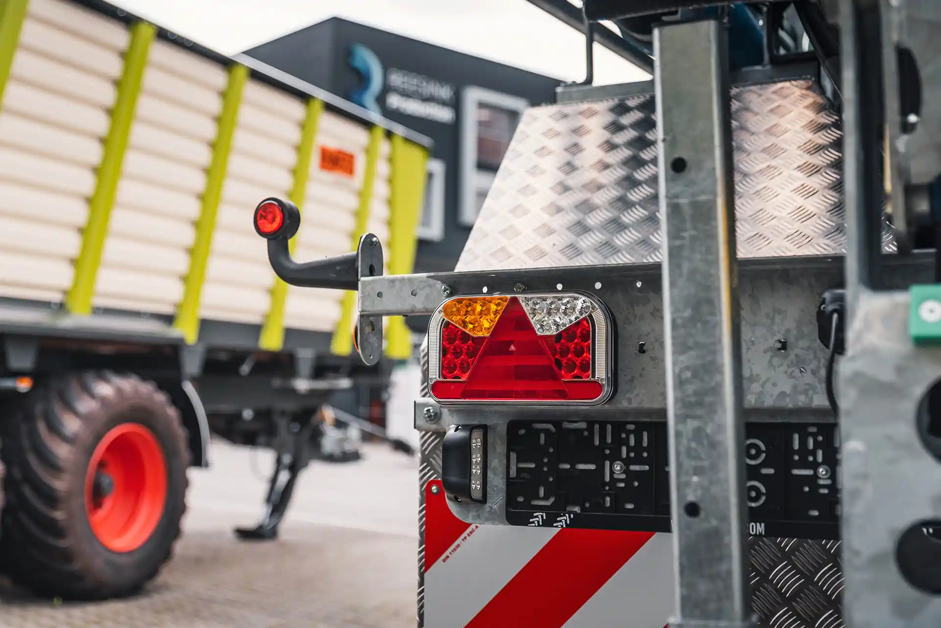 Reesink-Production-Tralert-landbouw-werktuigen (7)