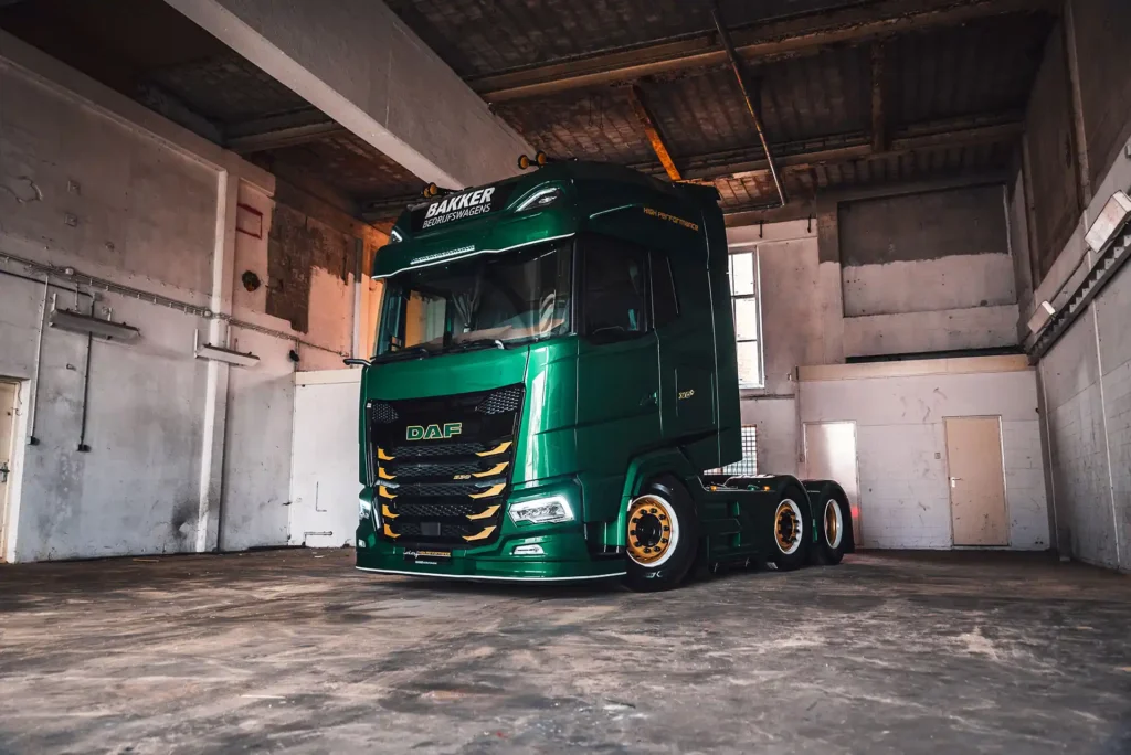 80-DAF-XG+-Bakker-Bedrijfswagens-TRALERT-LED-verlichting-small