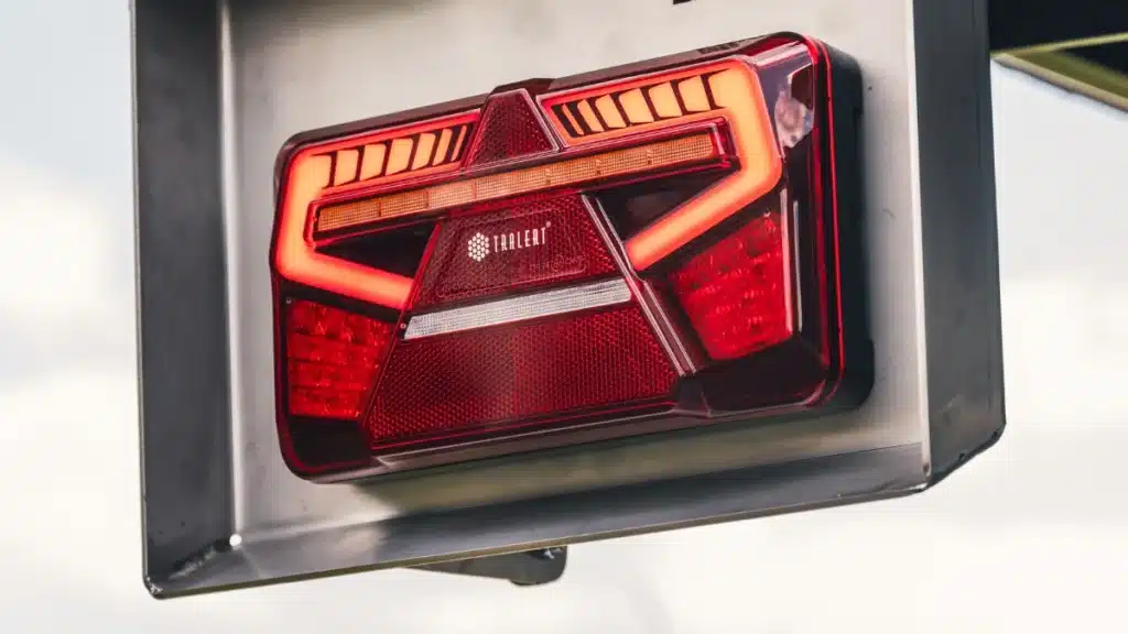 Dynamisch knipperlicht achterlicht vrachtwagen