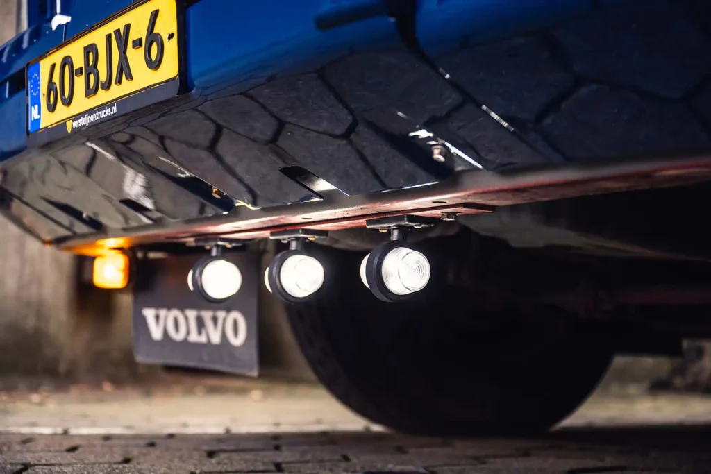 016-Volvo-truck-Staad-Tralert-fotoshoot-klein