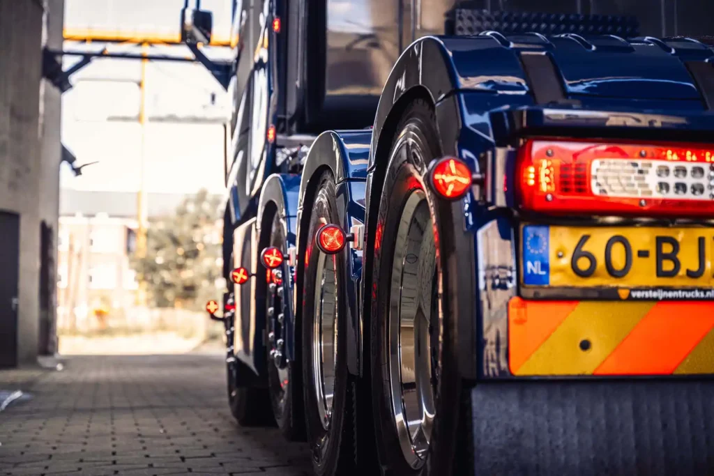 052-Volvo-truck-Staad-Tralert-fotoshoot-klein