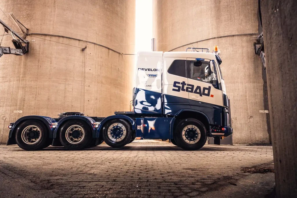064-Volvo-truck-Staad-Tralert-fotoshoot-klein