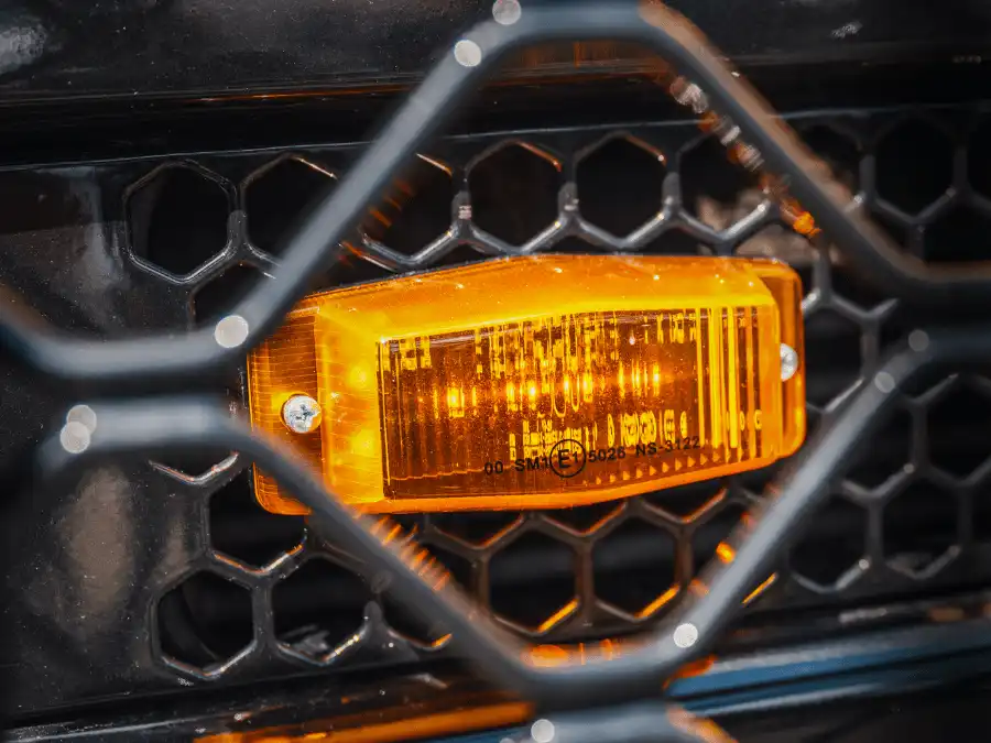 Dubbelbranders vrachtwagen