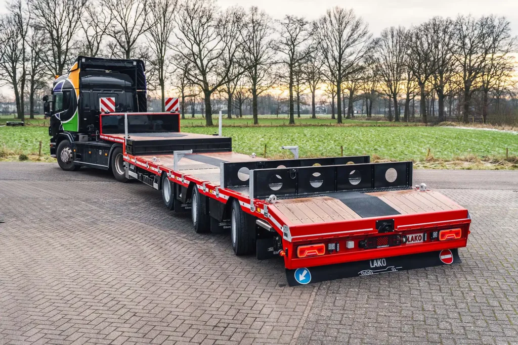 51-Lako-Semidieplader-Wessels-Transport-Rijssen-klein