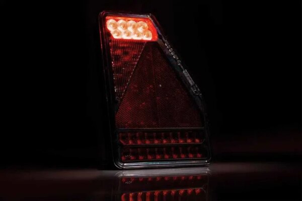 Rechts | LED achterlicht | canbusProof | driehoek model | 12v | 5-functie 5-PIN | VC-3302B5CAN-FT-277 P LED O SPKCOF BAJONET-VC-3302B5CAN-6