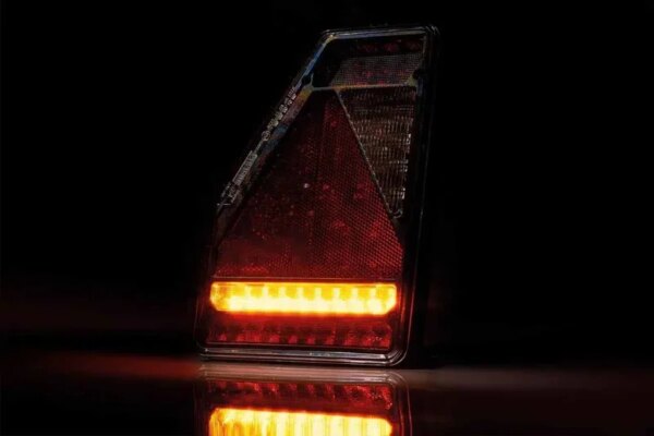 Links | LED achterlicht | driehoek model | 12v | 6-functie | 6-PIN | VC-3301B6-FT-277 L LED BAJONET 6PIN-VC-3301B6-3