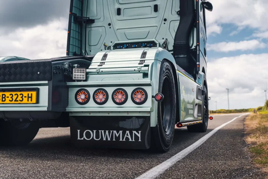 038-Louwman-Mercedes-Benz-Actros-Demo-klein