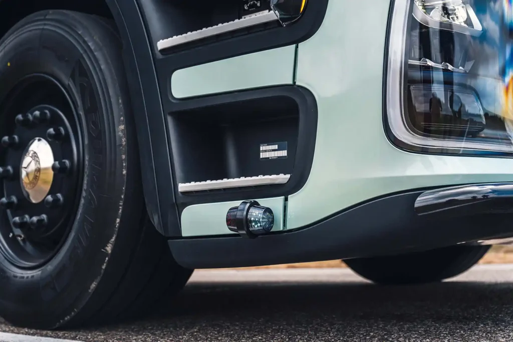 091-Louwman-Mercedes-Benz-Actros-Demo-klein