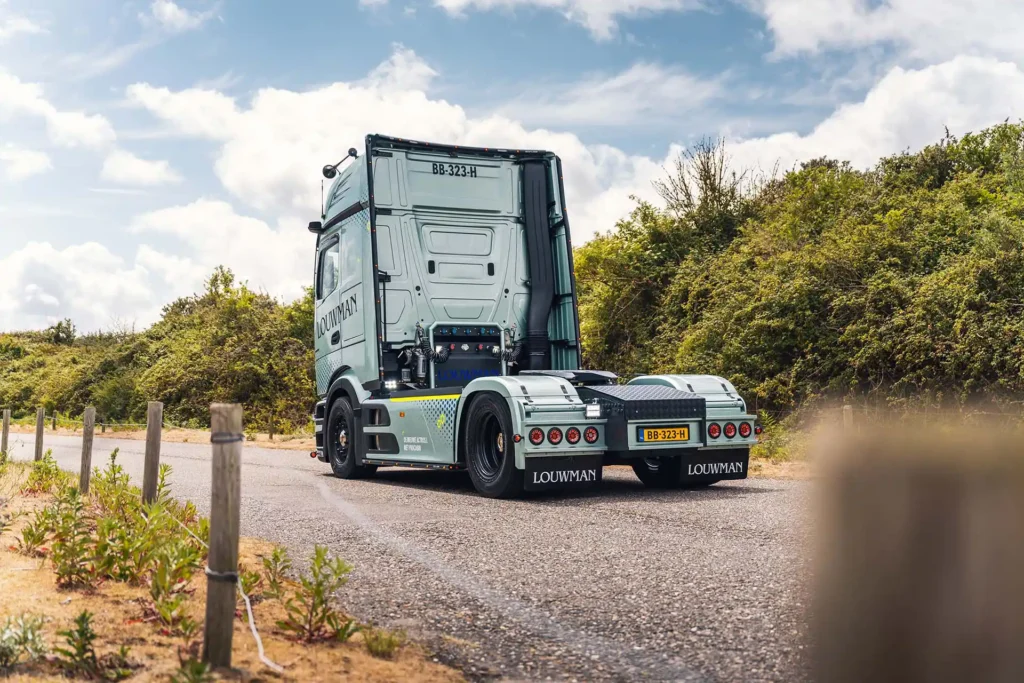 170-Louwman-Mercedes-Benz-Actros-Demo-klein