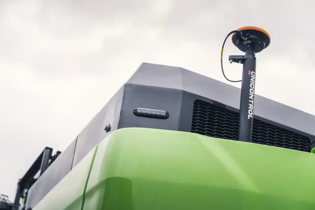 De-Heus-XCMG-XE270EV-1 (8)