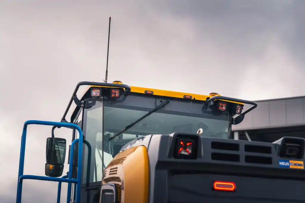 DeHeus-XCMG-XC975EV (10)