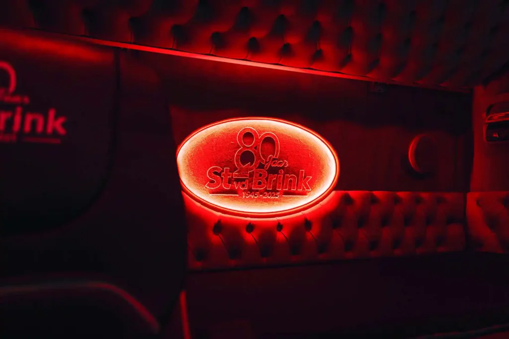 65-St-vd-Brink-80-jaar-DAF-TRALERT-klein