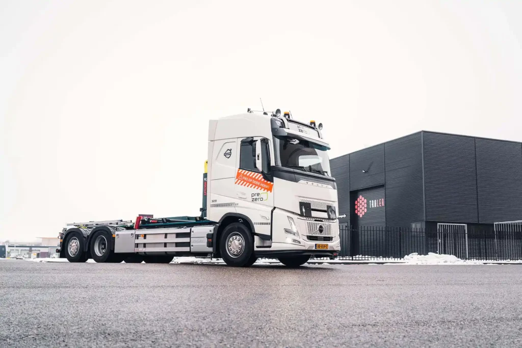 089-Prezero-Volvo-FH-Aero-TRALERT-klein