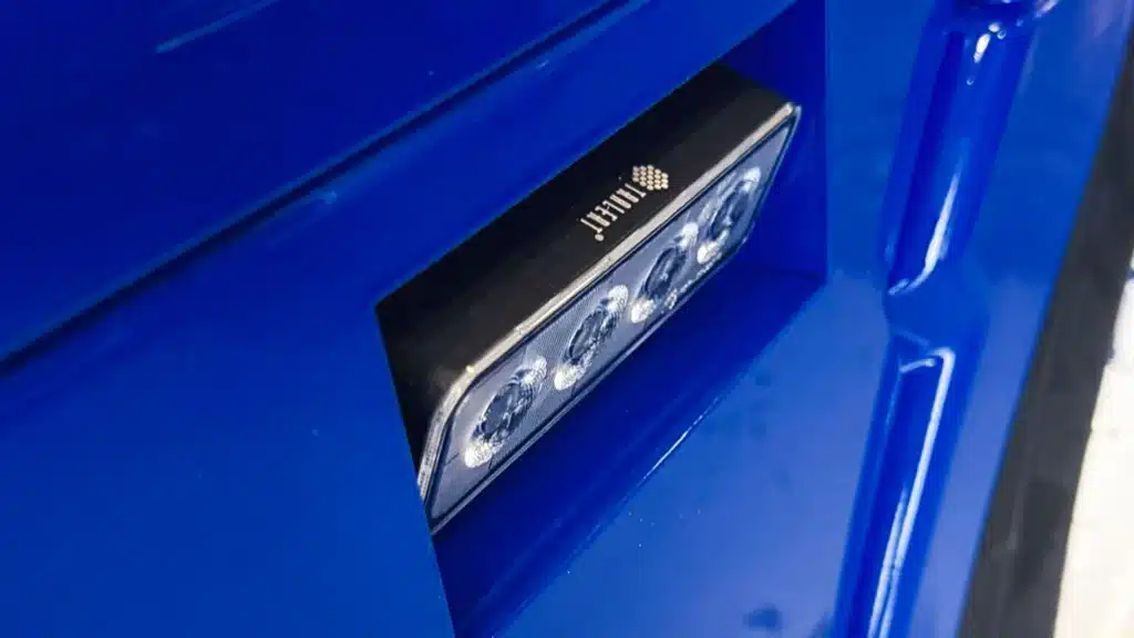 07-Gabry-Garage-Volvo-Olivry-project-1920x1080-ezgif.com-png-to-webp-converter