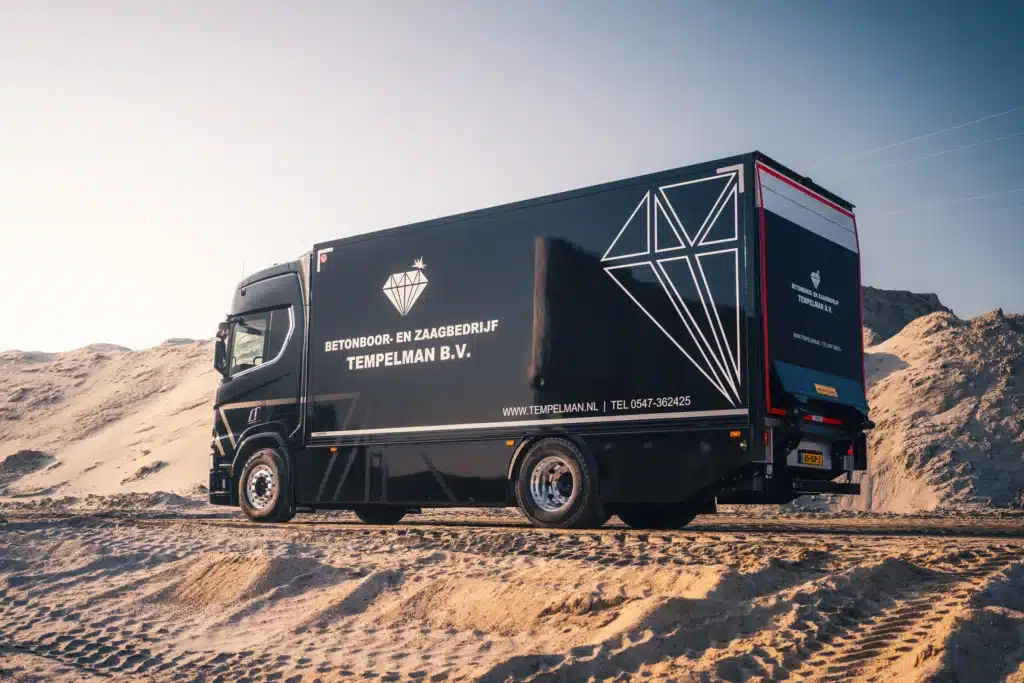 Van-Berkum-Scania-Tempelman-lighting (4)