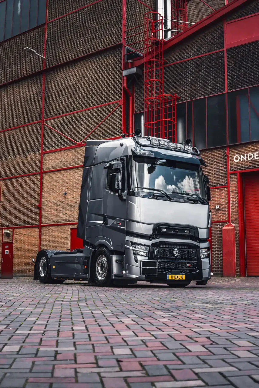 Renault-Trucks-NL-demo-Tralert-verkleind