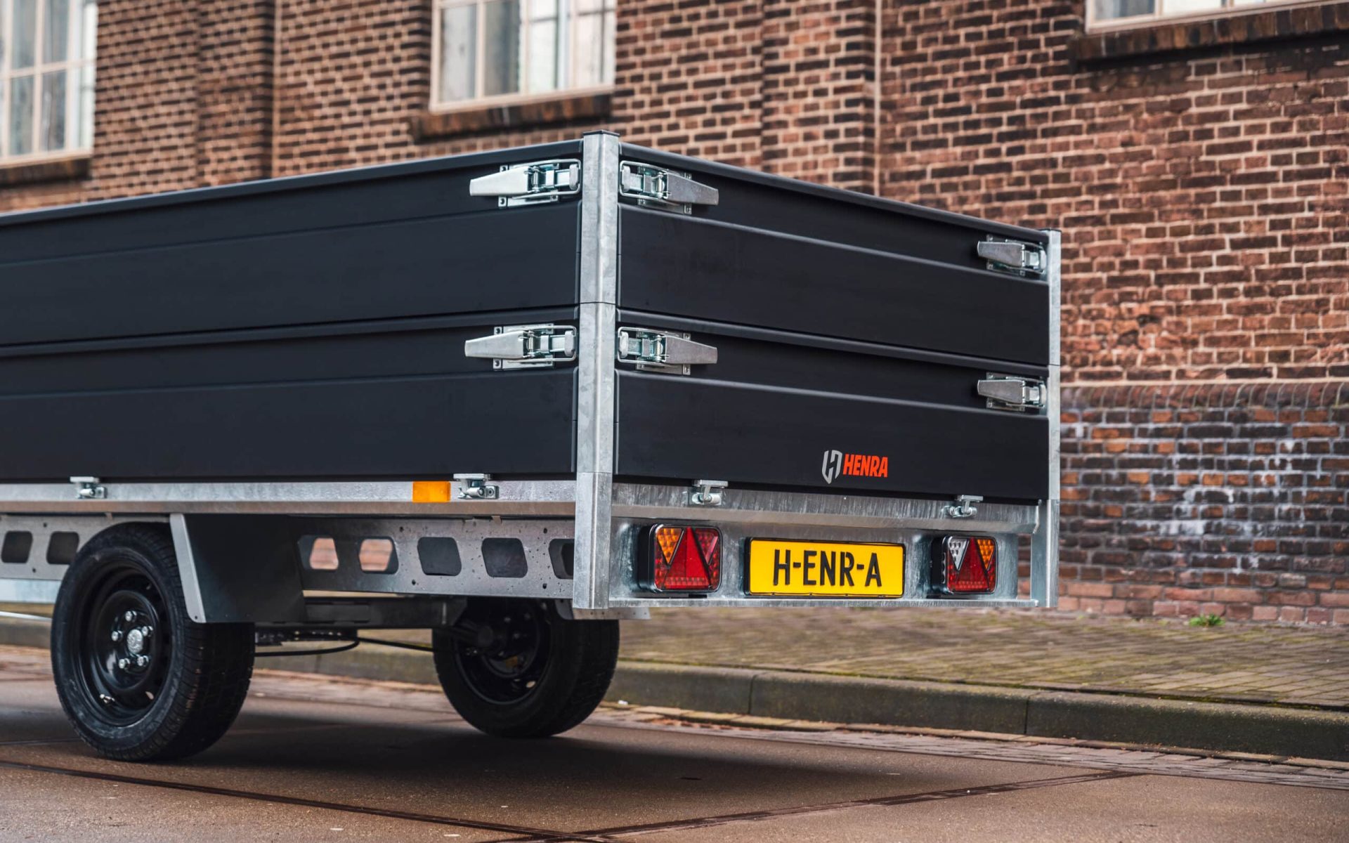 13-Henra-Aanhangwagen-1