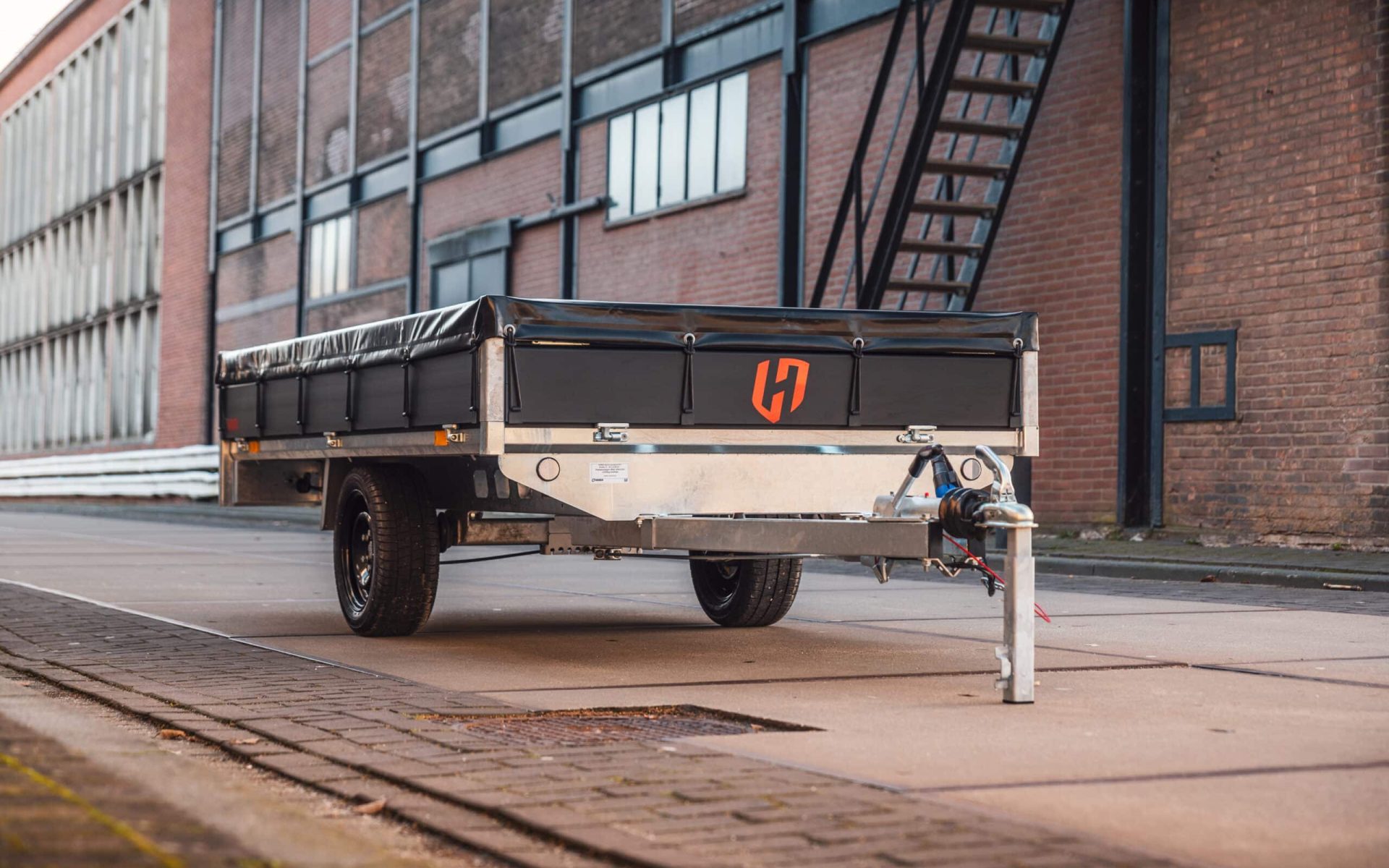 99-Henra-Aanhangwagen-1