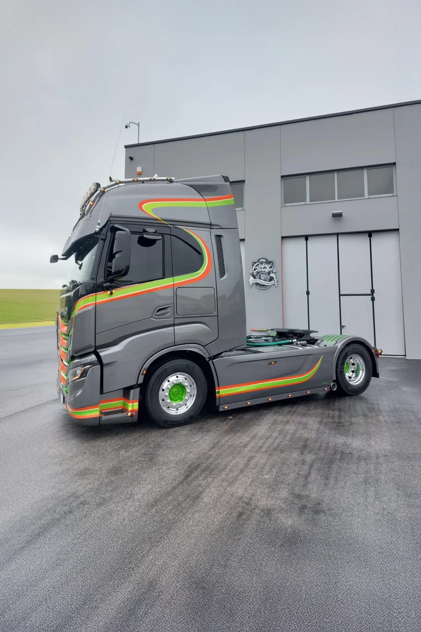 Gabry-Garage-Iveco-S-way-4